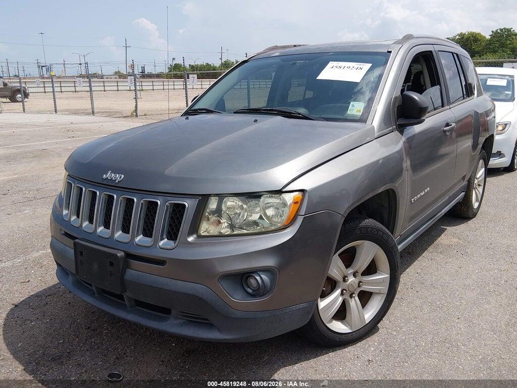 1J4NT1FB2BD246498 2011 JEEP COMPASS photo no. 2