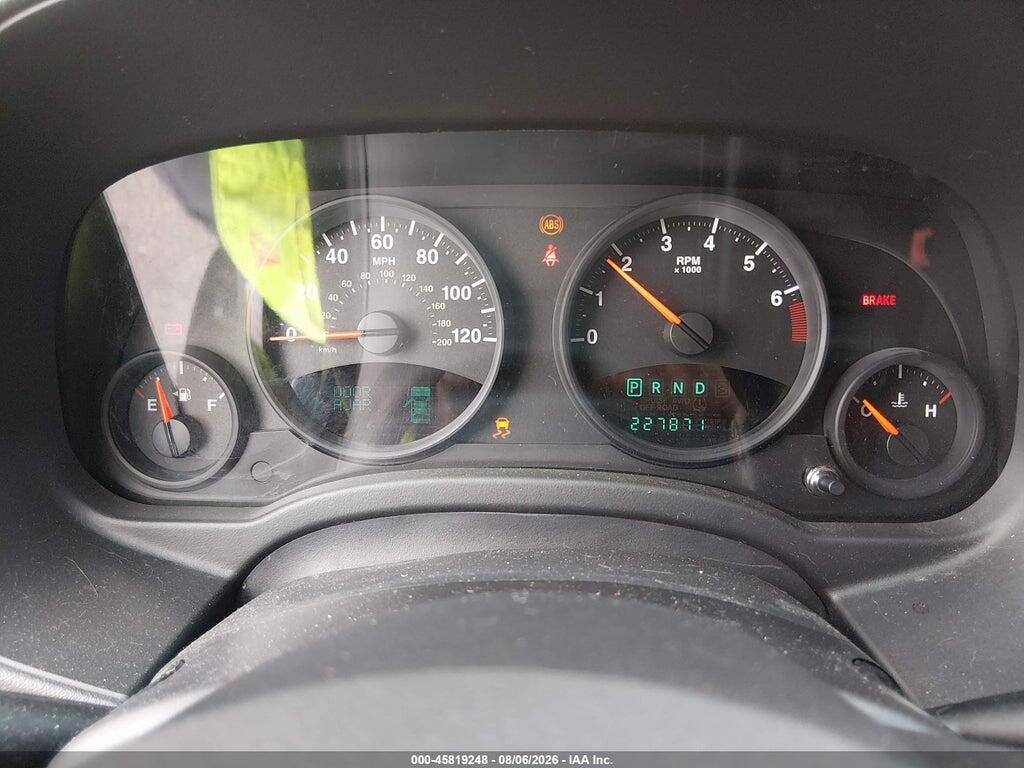 1J4NT1FB2BD246498 2011 JEEP COMPASS photo no. 7