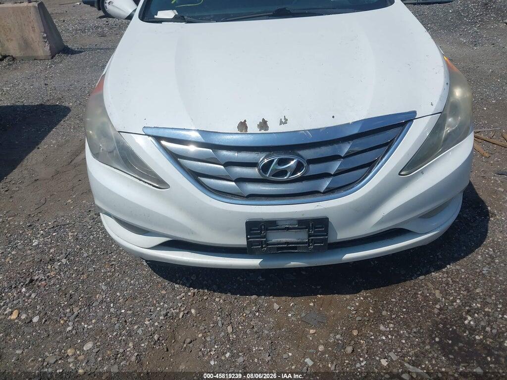 5NPEC4AC4BH182689 2011 HYUNDAI SONATA photo no. 10
