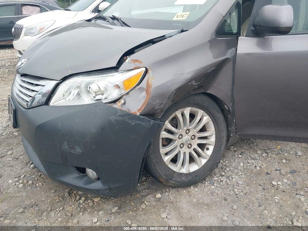 5TDYK3DC3BS021072 2011 TOYOTA SIENNA photo no. 6