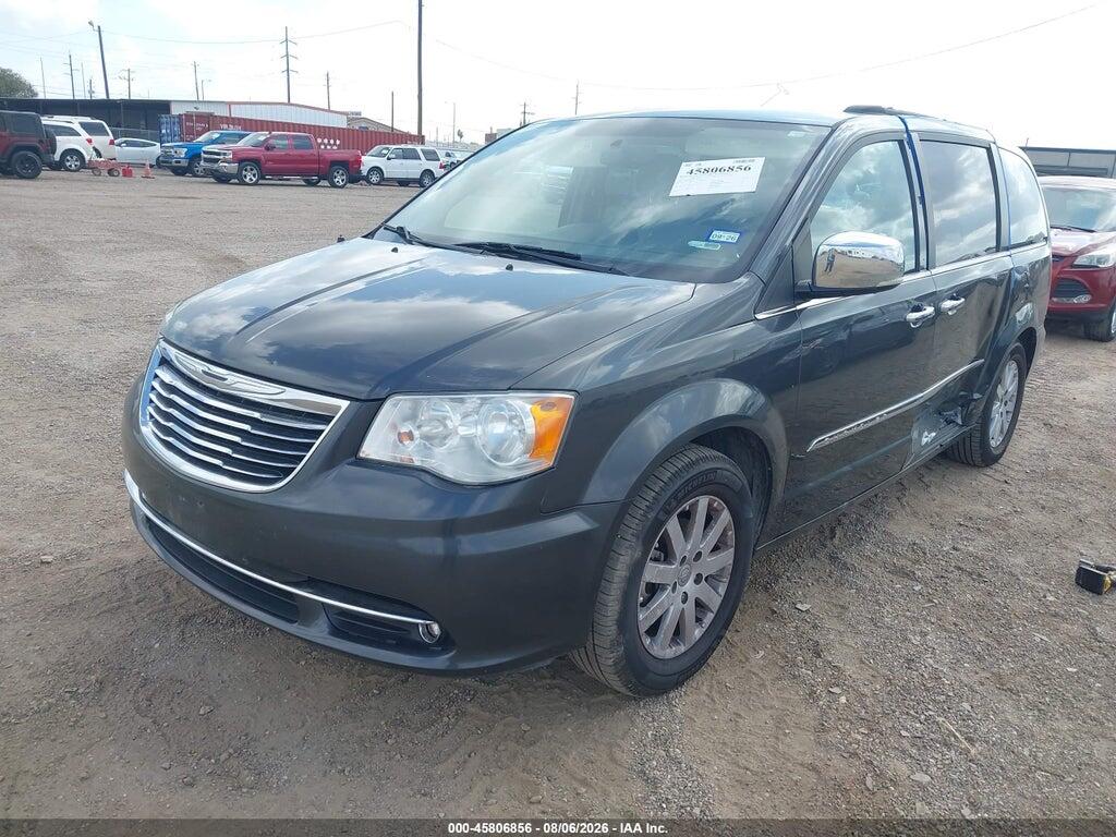 2A4RR8DG5BR713093 2011 CHRYSLER TOWN & COUNTRY photo no. 2