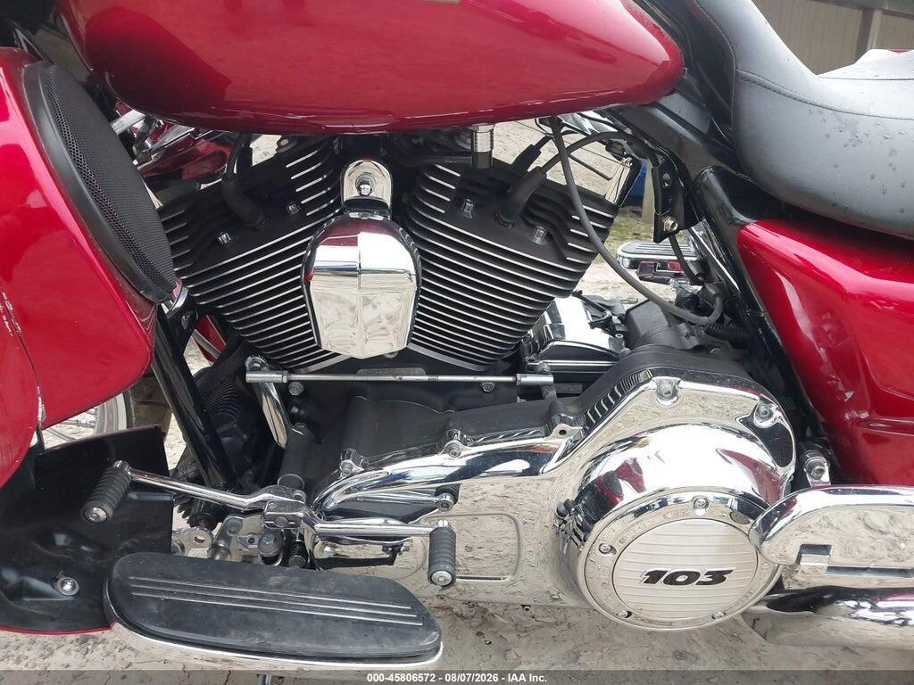 1HD1KBM11BB625672 2011 HARLEY-DAVIDSON FLHX photo no. 9