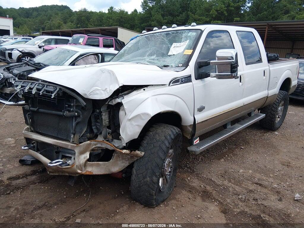 1FT7W2BT4BEA50339 2011 FORD F-250 photo no. 2