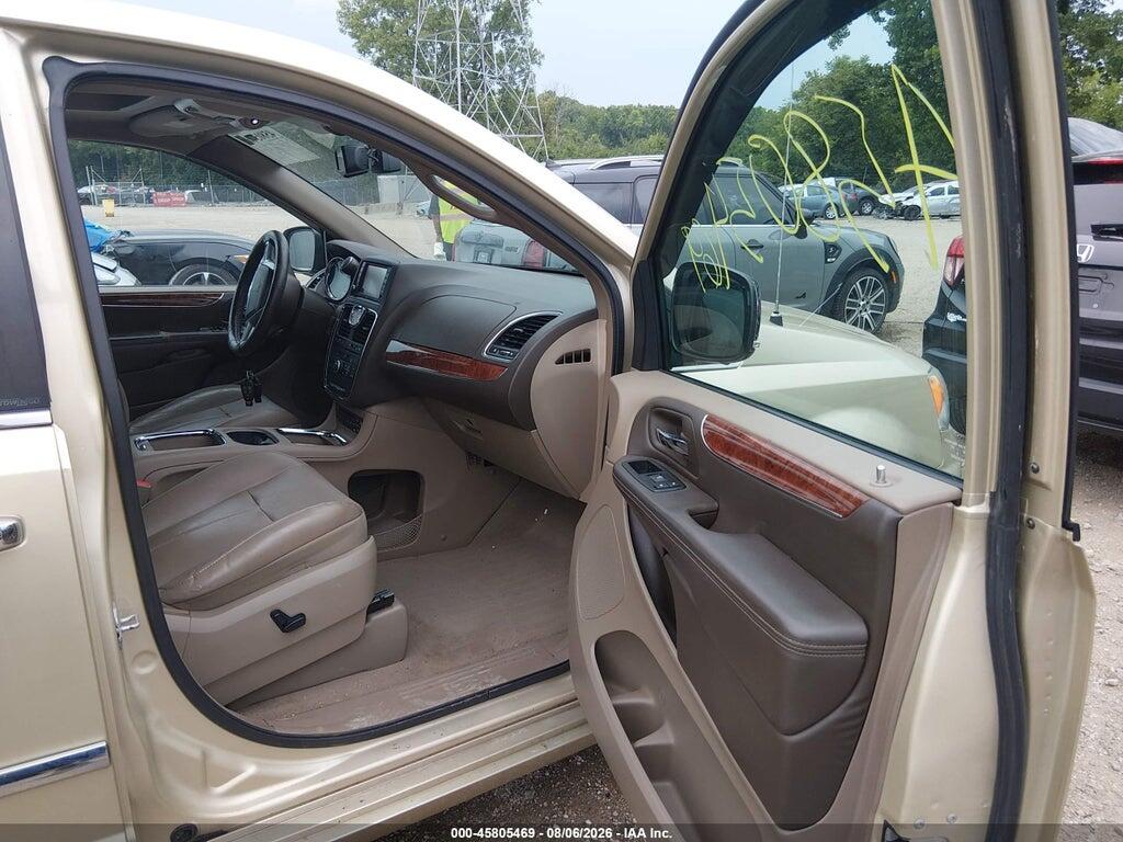 2A4RR6DG5BR781432 2011 CHRYSLER TOWN & COUNTRY photo no. 5
