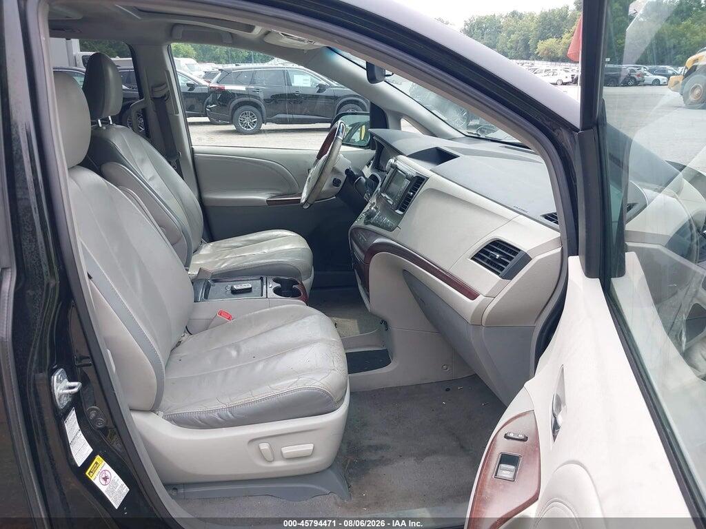 5TDDK3DC3BS006764 2011 TOYOTA SIENNA photo no. 5