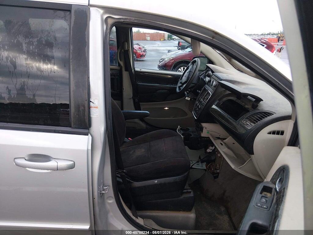 2D4RN3DG8BR628787 2011 DODGE GRAND CARAVAN photo no. 5