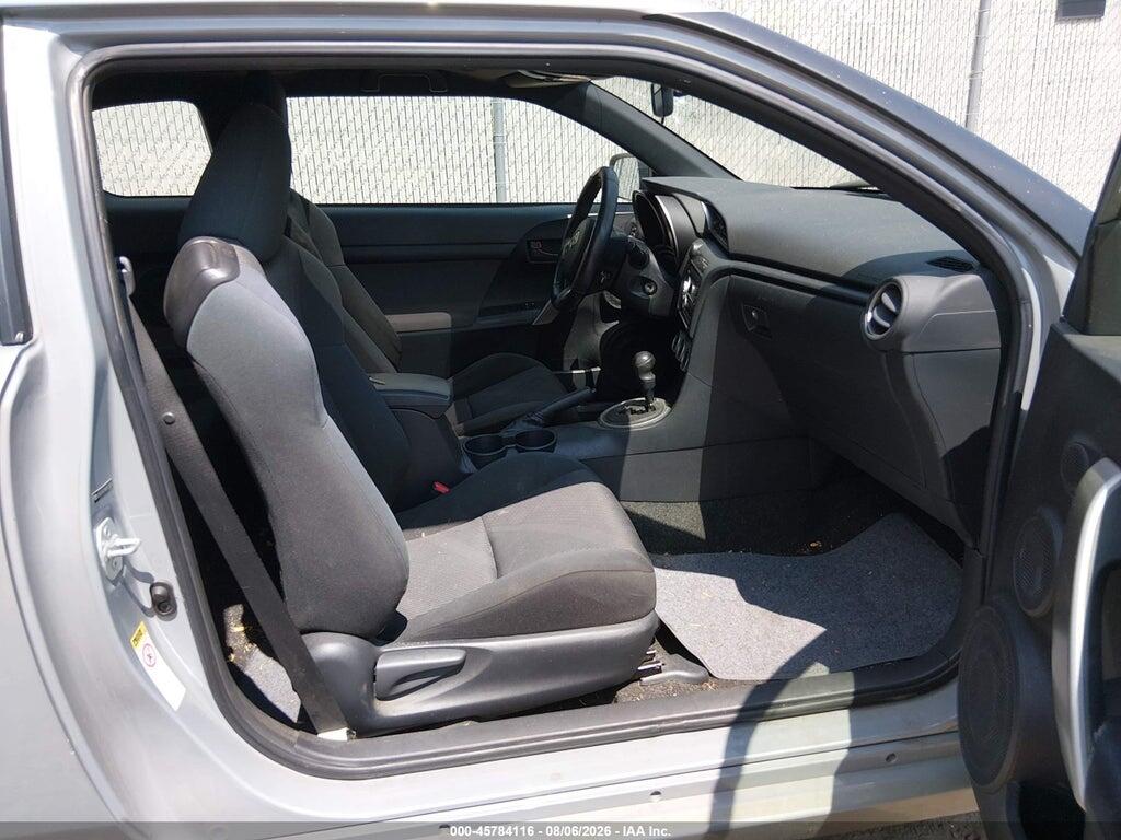 JTKJF5C79B3013865 2011 SCION TC photo no. 5
