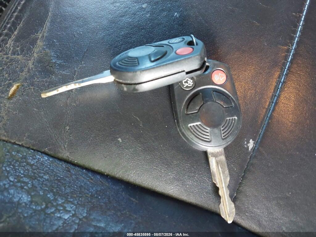 1FMCU0EG7CKA30415 2012 FORD ESCAPE photo no. 11