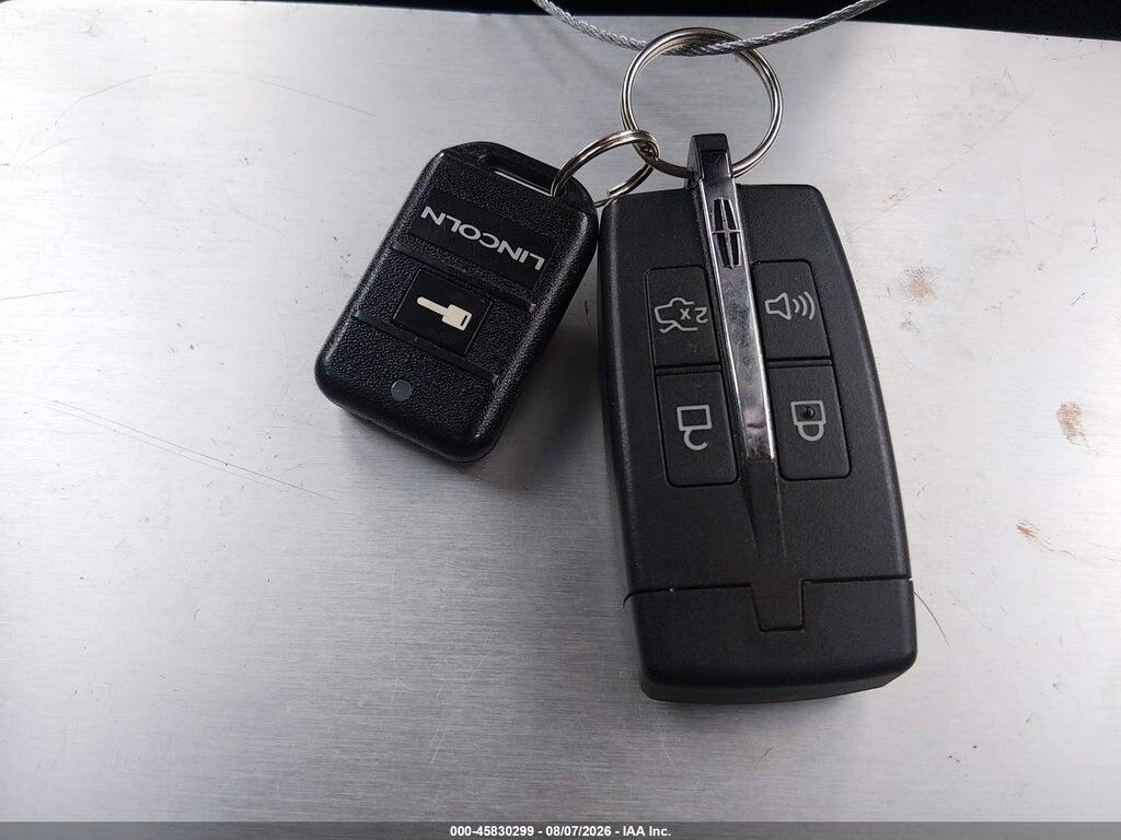 1LNHL9FT3CG804848 2012 LINCOLN MKS photo no. 11