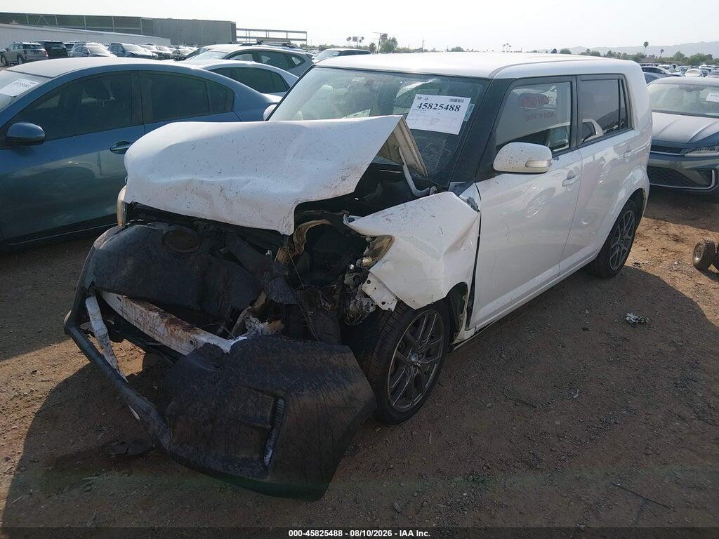 JTLZE4FE5CJ012229 2012 SCION XB photo no. 2