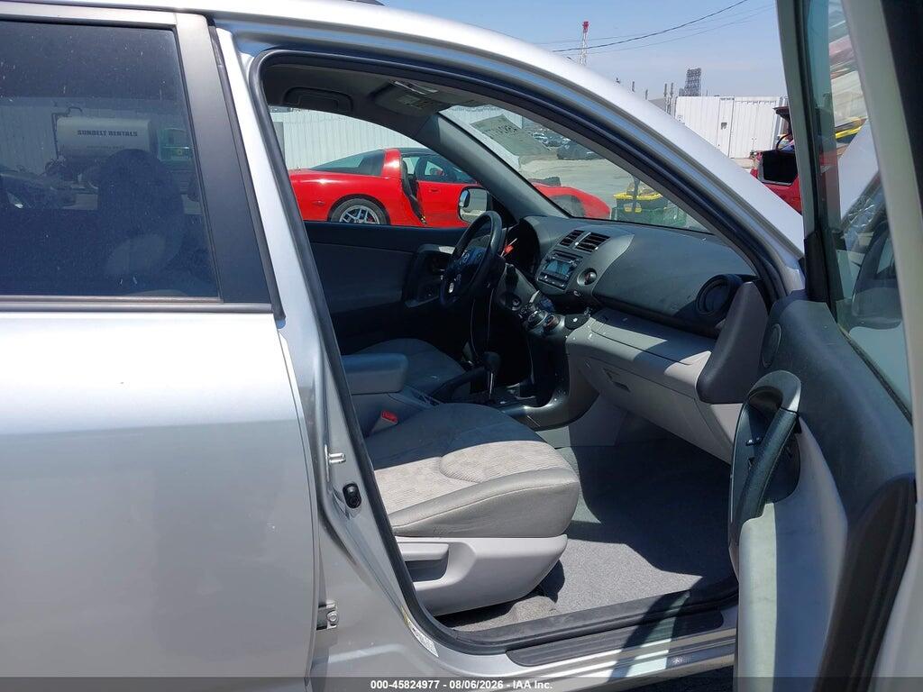 2T3BF4DV2CW267869 2012 TOYOTA RAV4 photo no. 5