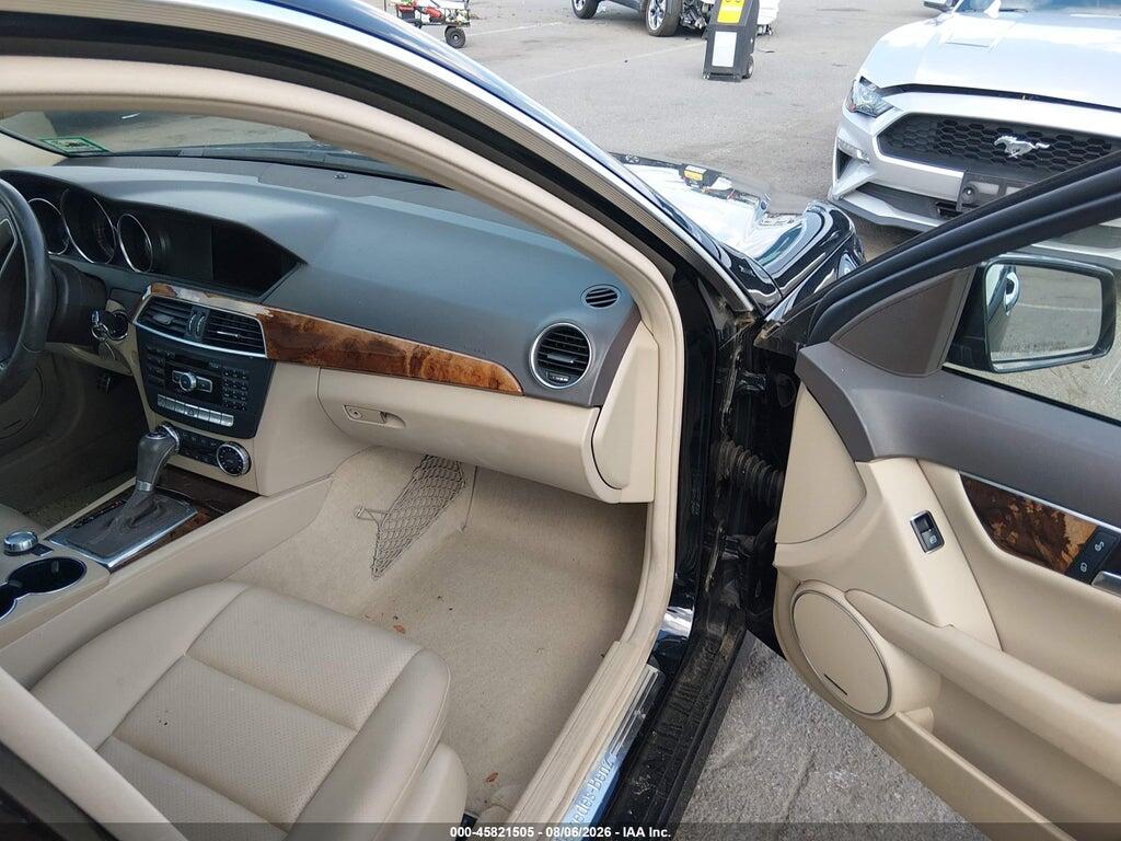 WDDGF8BB6CR225958 2012 MERCEDES-BENZ C 300 photo no. 5