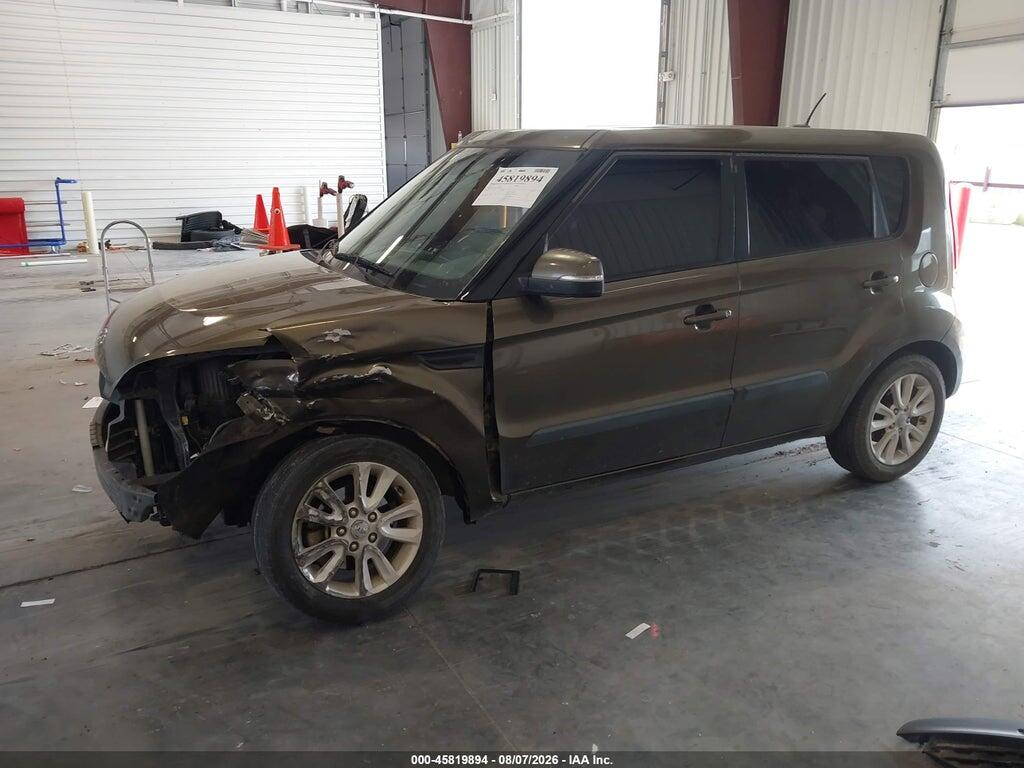 KNDJT2A62C7380304 2012 KIA SOUL photo no. 2