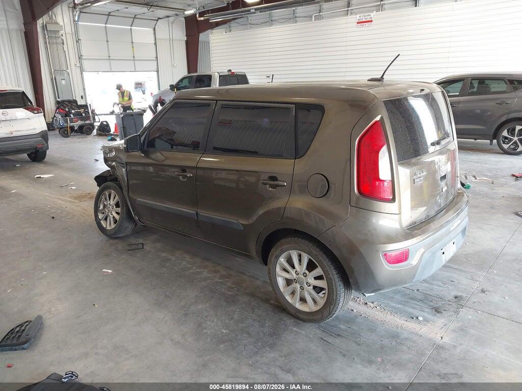KNDJT2A62C7380304 2012 KIA SOUL photo no. 3