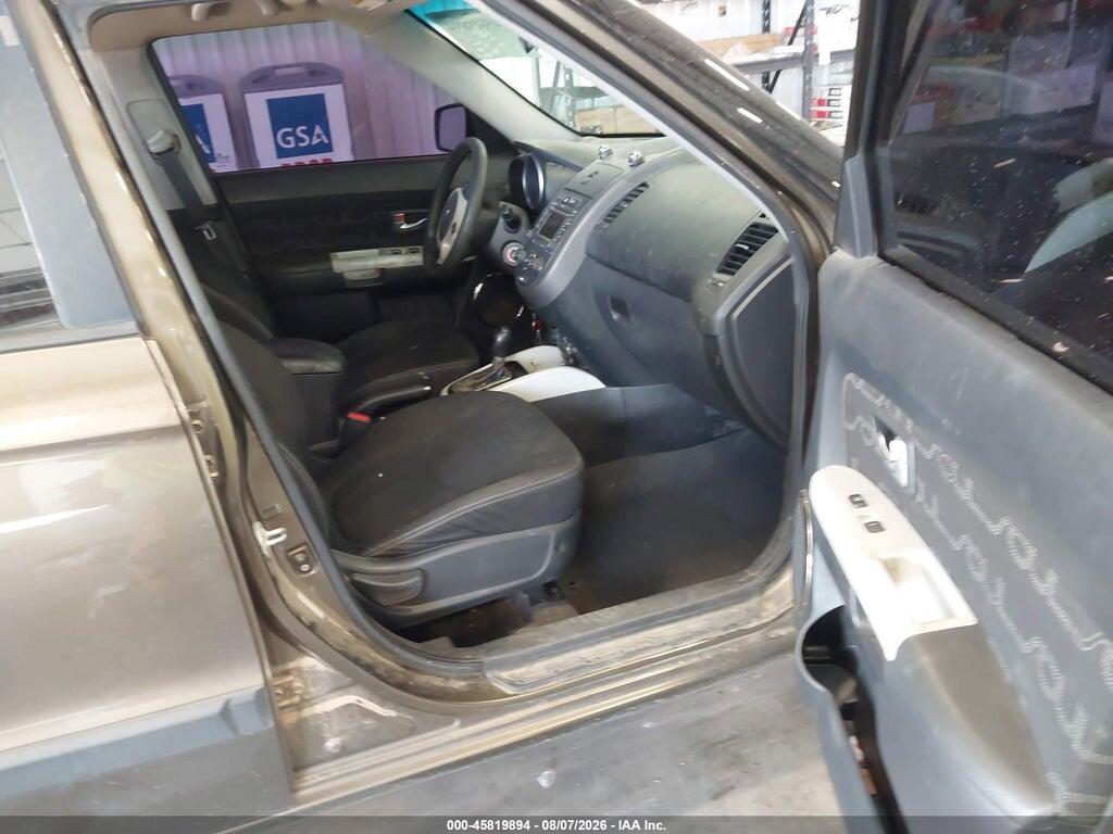 KNDJT2A62C7380304 2012 KIA SOUL photo no. 5