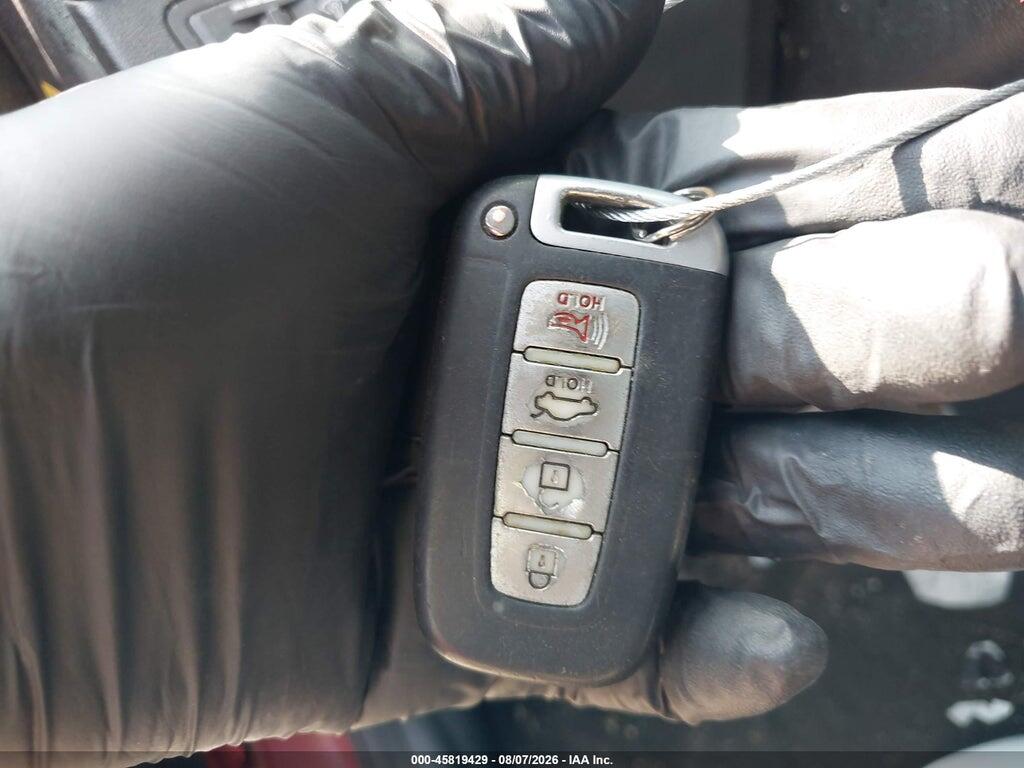 5NPEC4AC7CH430421 2012 HYUNDAI SONATA photo no. 11