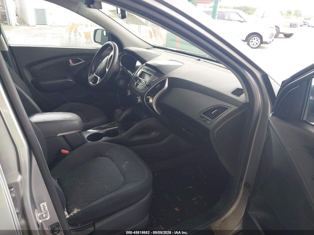 KM8JT3AB7CU405049 2012 HYUNDAI TUCSON photo no. 5