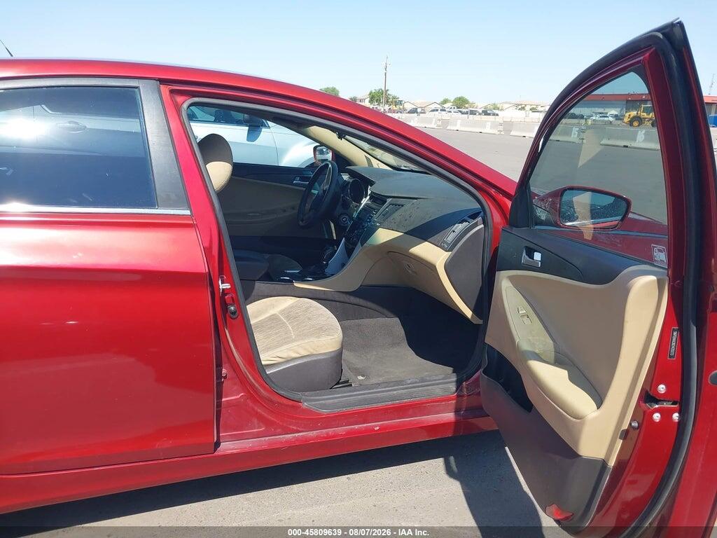 5NPEB4AC8CH420273 2012 HYUNDAI SONATA photo no. 5