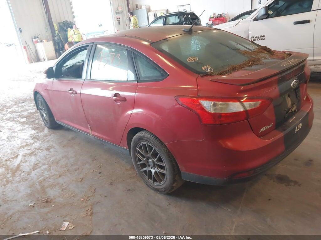 1FAHP3F24CL311965 2012 FORD FOCUS photo no. 3