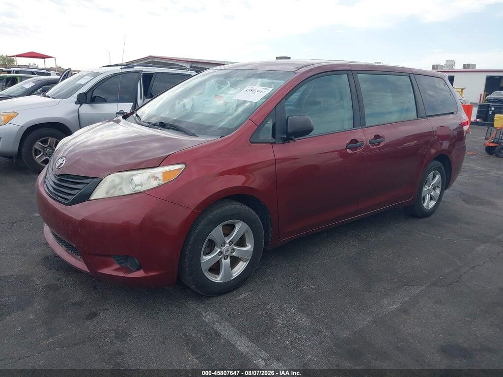 5TDKA3DC1CS009917 2012 TOYOTA SIENNA photo no. 2