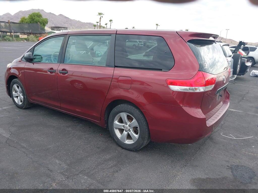 5TDKA3DC1CS009917 2012 TOYOTA SIENNA photo no. 3