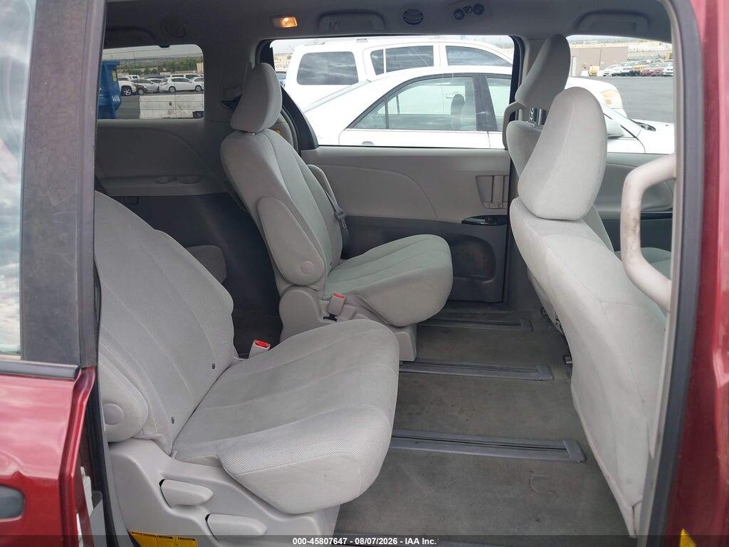 5TDKA3DC1CS009917 2012 TOYOTA SIENNA photo no. 8