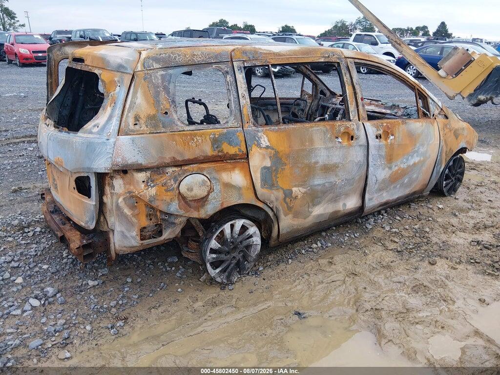 JM1CW2BL7C0139240 2012 MAZDA MAZDA5 photo no. 4