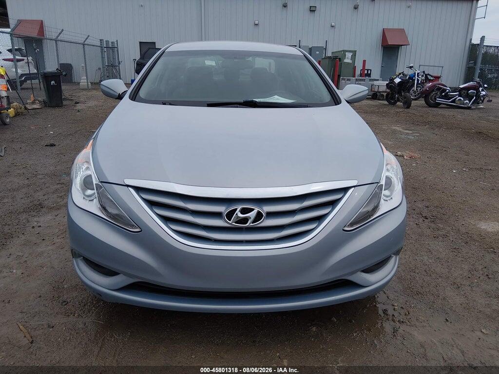5NPEB4AC2CH363830 2012 HYUNDAI SONATA photo no. 12