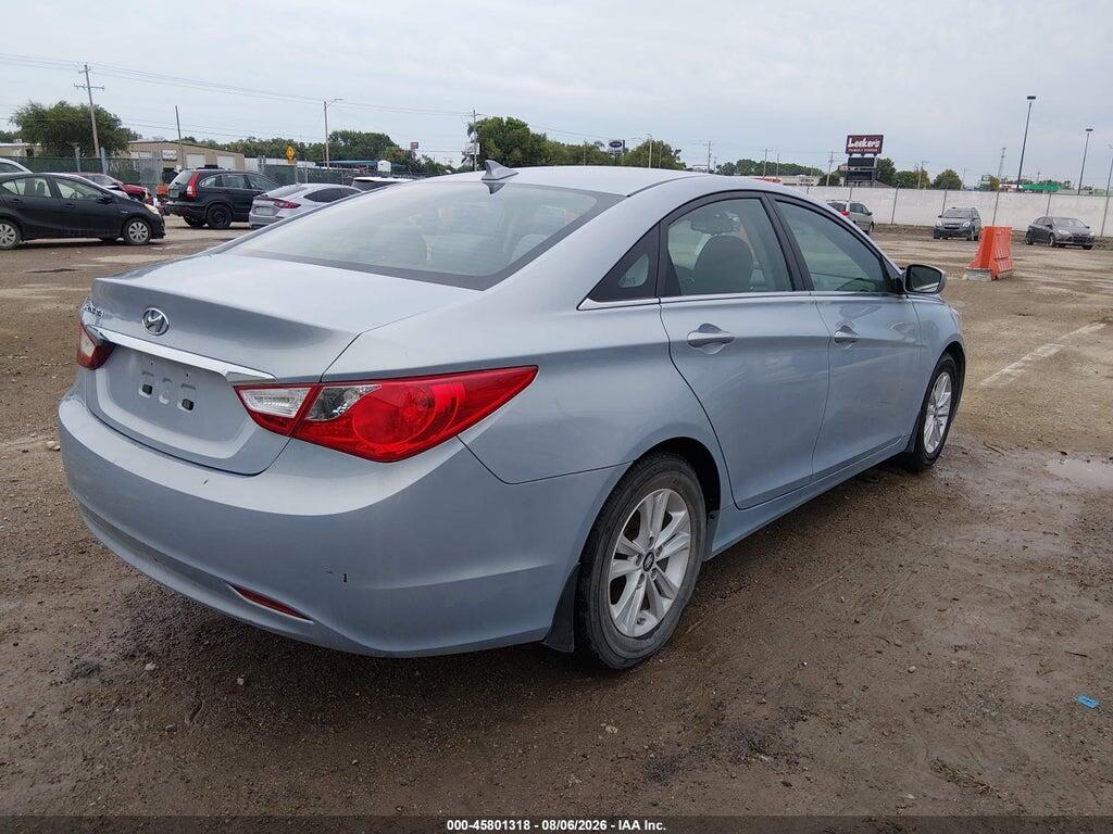 5NPEB4AC2CH363830 2012 HYUNDAI SONATA photo no. 4