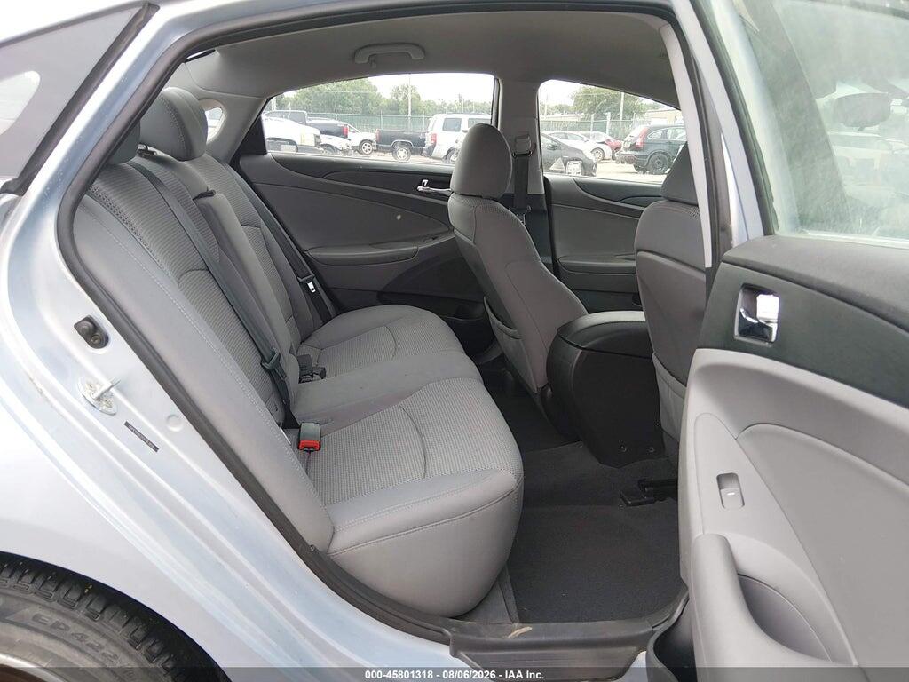 5NPEB4AC2CH363830 2012 HYUNDAI SONATA photo no. 8