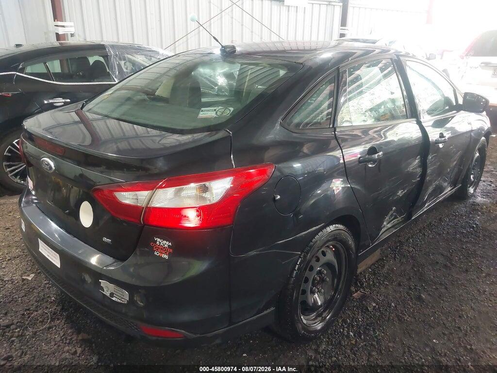 1FAHP3F25CL148596 2012 FORD FOCUS photo no. 4