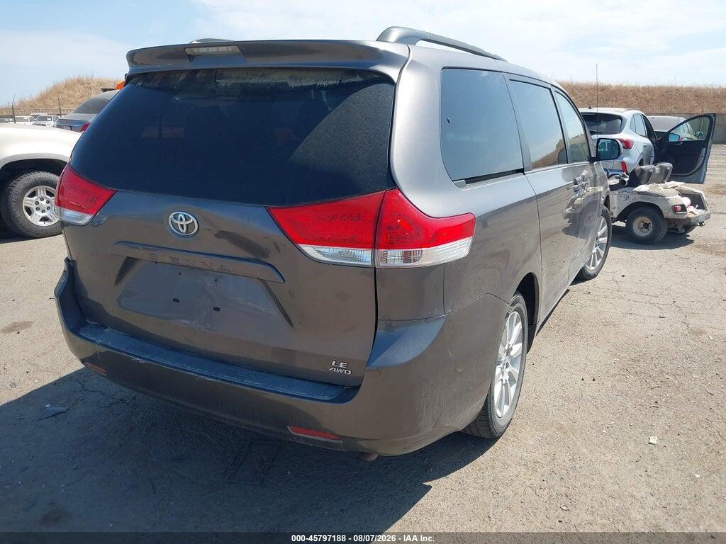 5TDJK3DC4CS045920 2012 TOYOTA SIENNA photo no. 4