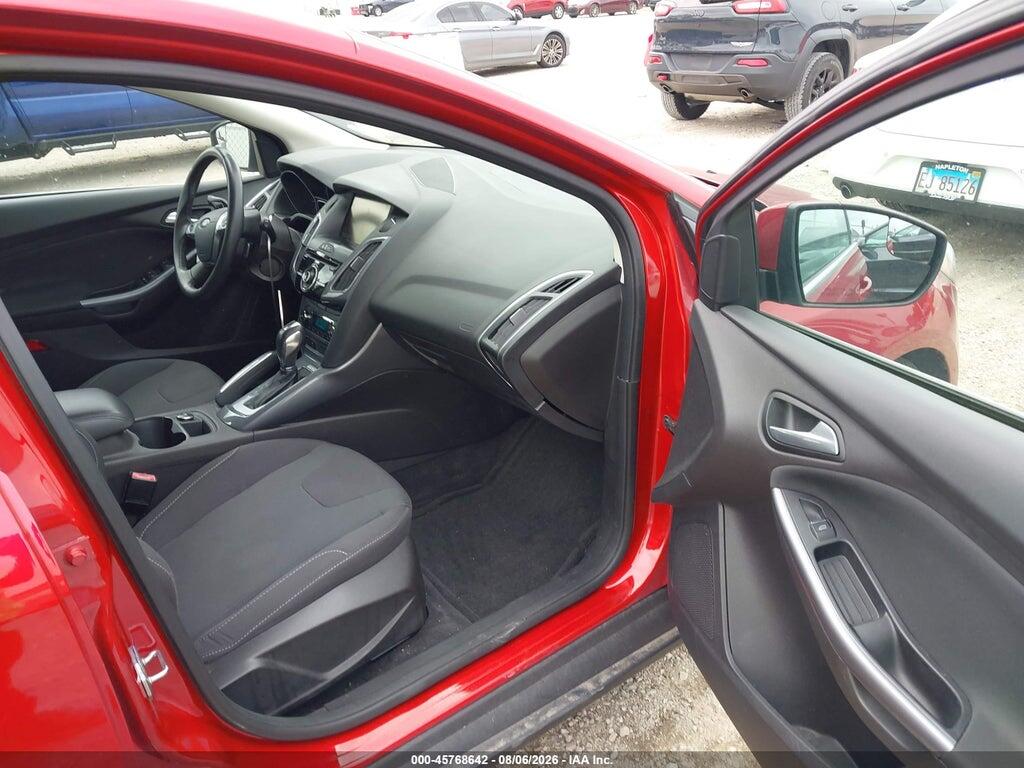 1FAHP3N2XCL463590 2012 FORD FOCUS photo no. 5
