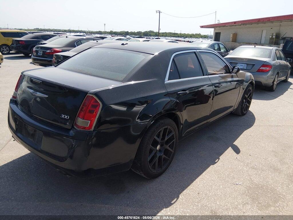 2C3CCAAG2CH209718 2012 CHRYSLER 300 photo no. 4