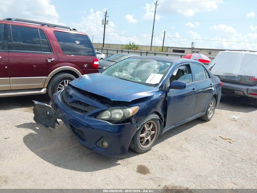5YFBU4EE7DP122956 2013 TOYOTA COROLLA photo no. 2