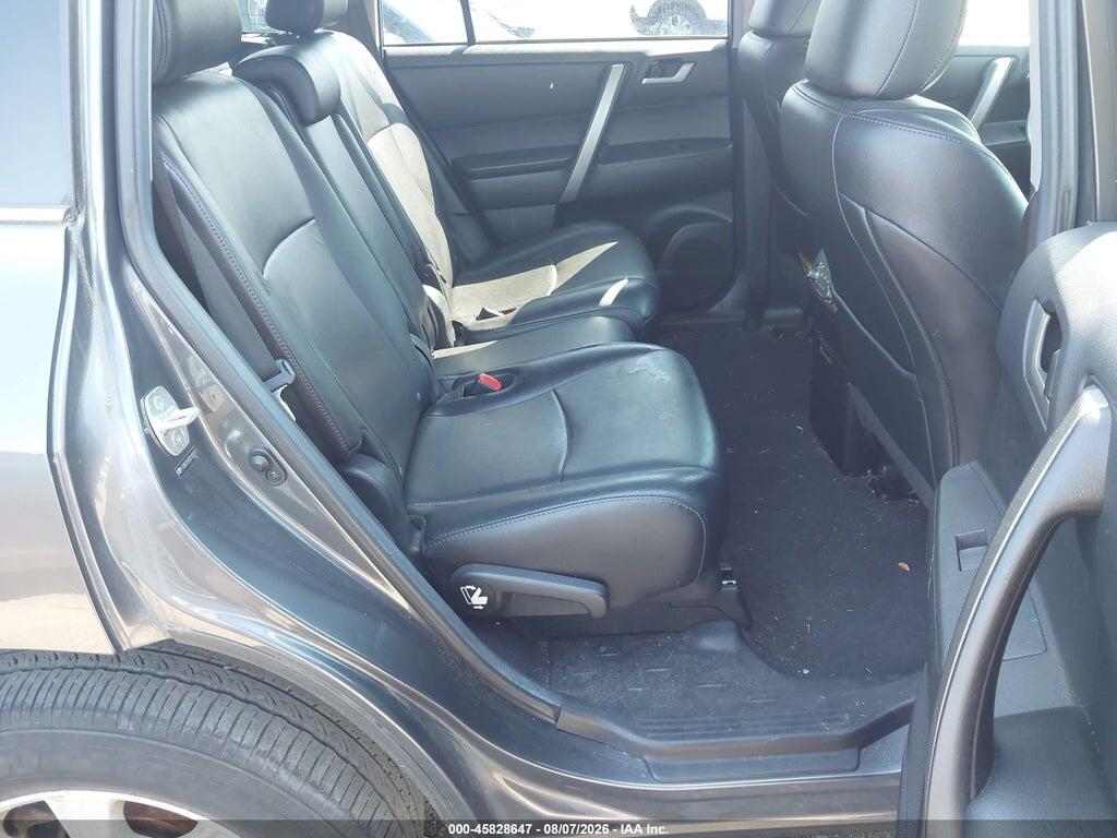 5TDBK3EH8DS185811 2013 TOYOTA HIGHLANDER photo no. 8