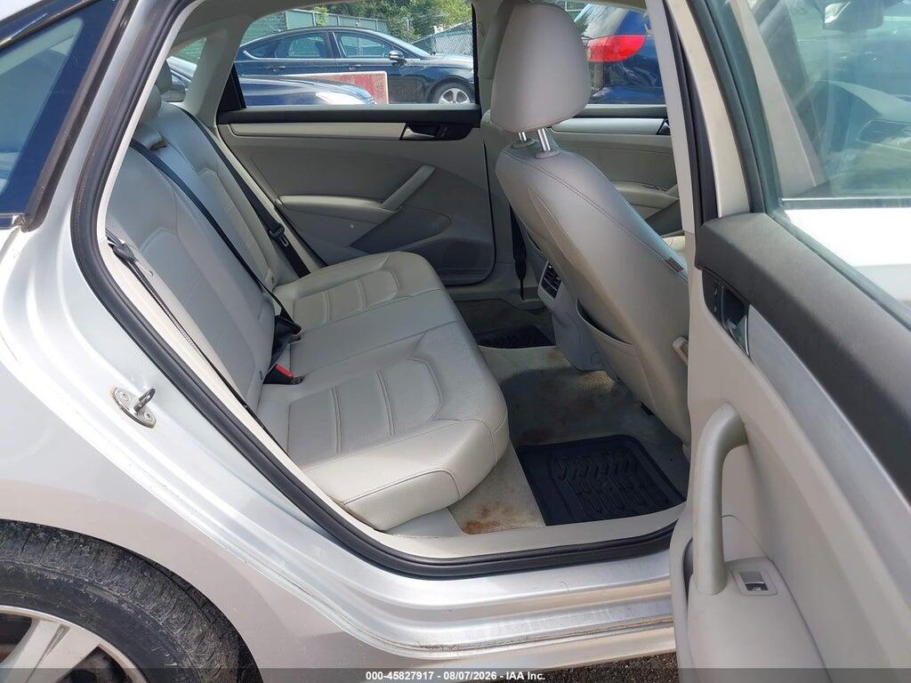 1VWBN7A36DC034070 2013 VOLKSWAGEN PASSAT photo no. 8