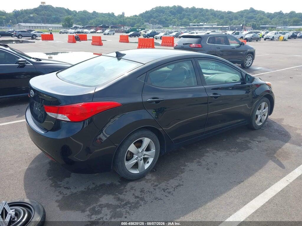 5NPDH4AEXDH259812 2013 HYUNDAI ELANTRA photo no. 4