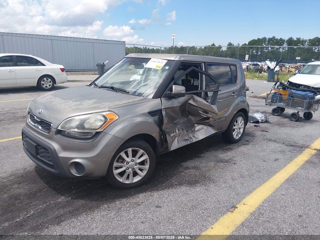 KNDJT2A63D7499321 2013 KIA SOUL photo no. 2