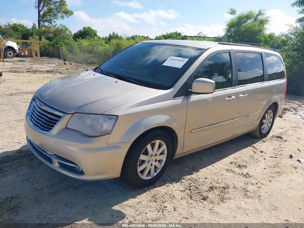2C4RC1BG2DR691235 2013 CHRYSLER TOWN & COUNTRY photo no. 2