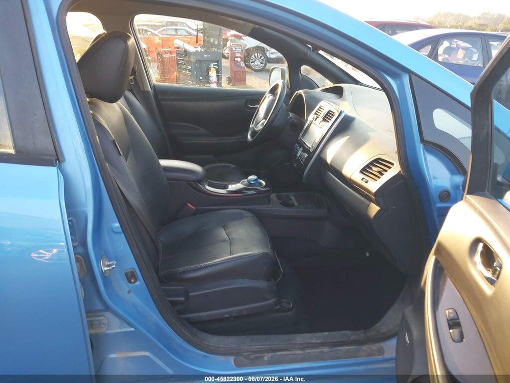 1N4AZ0CP1DC413591 2013 NISSAN LEAF photo no. 5
