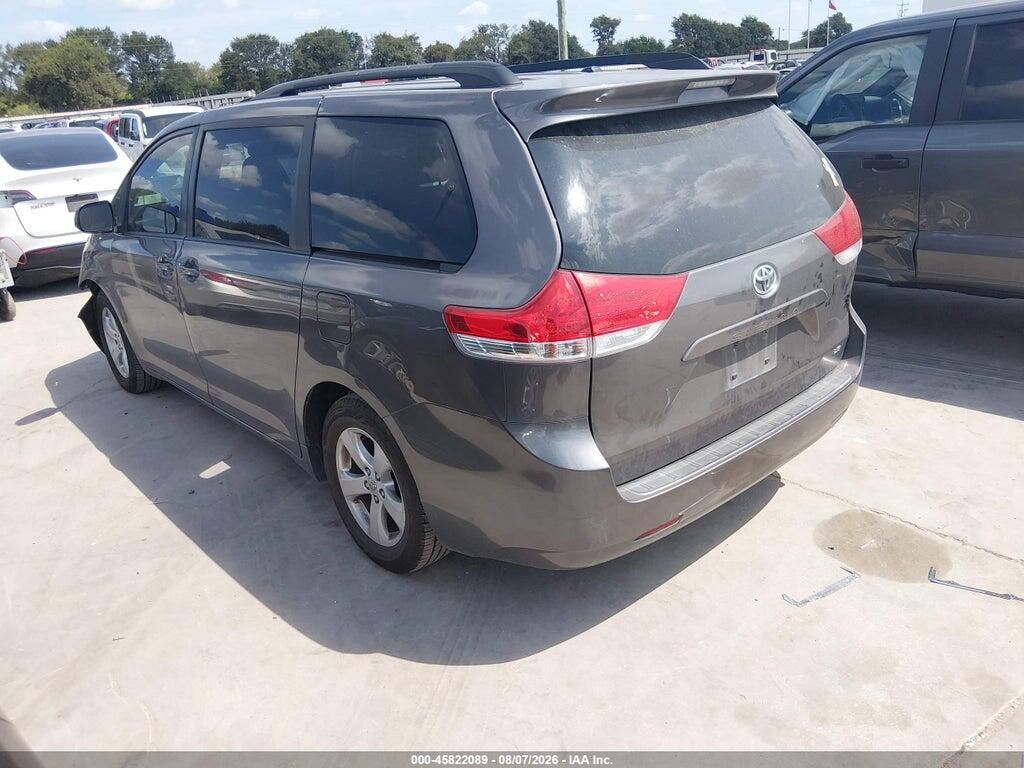 5TDKK3DC4DS386112 2013 TOYOTA SIENNA photo no. 3