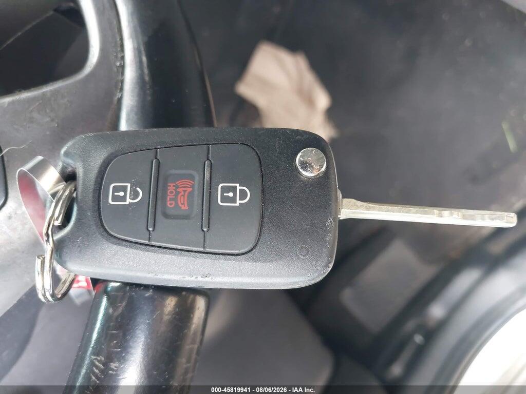 KNDJT2A69D7587368 2013 KIA SOUL photo no. 11