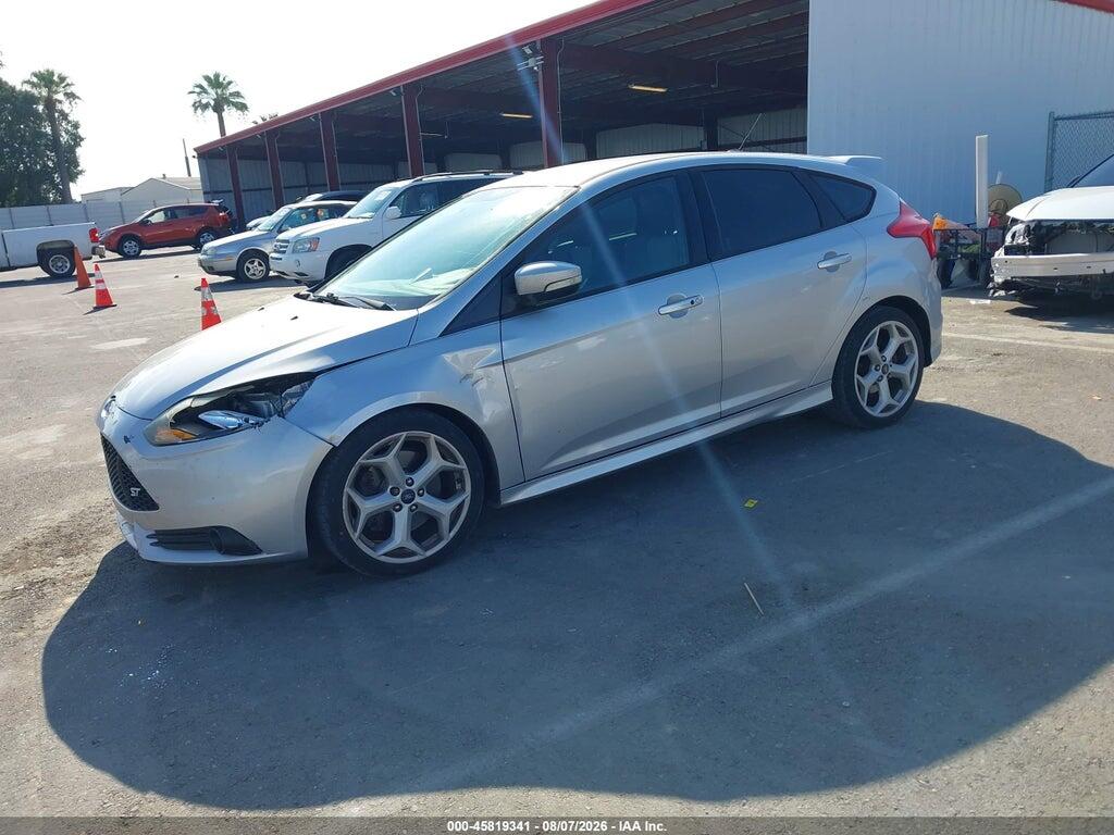 1FADP3L95DL313807 2013 FORD FOCUS ST photo no. 2