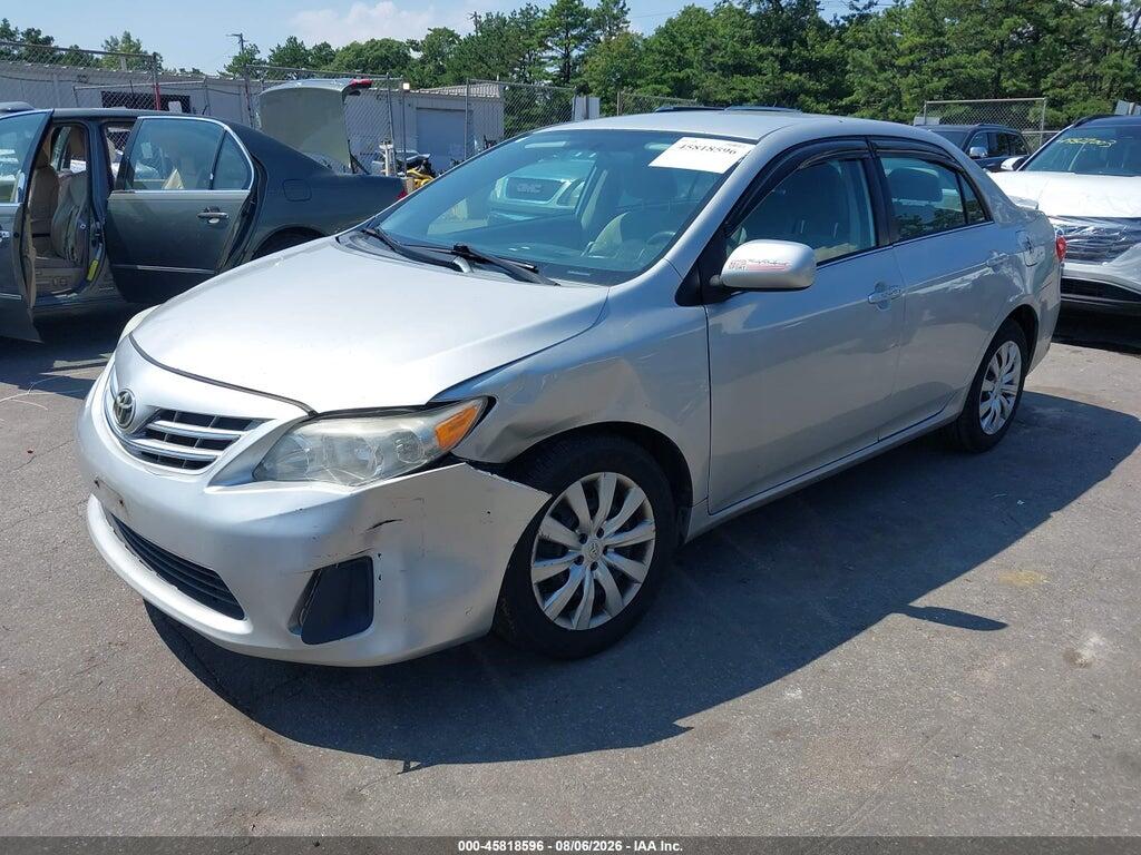 5YFBU4EE9DP153531 2013 TOYOTA COROLLA photo no. 2