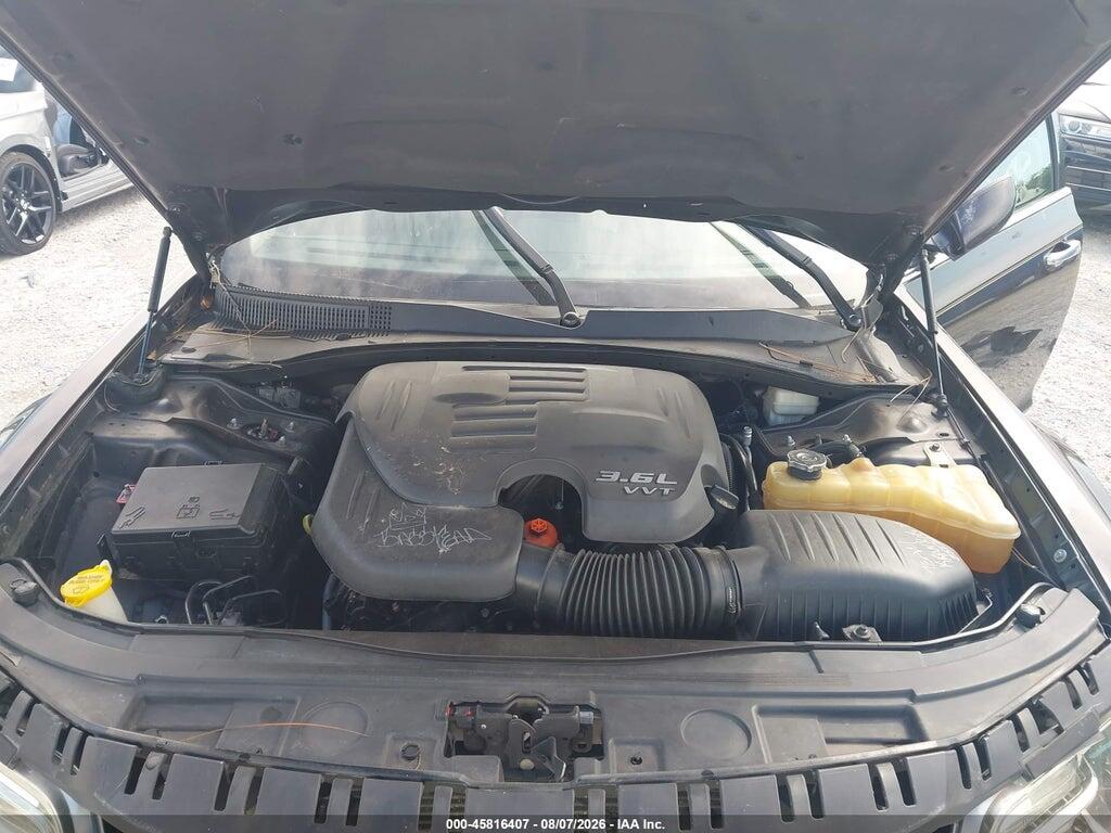 2C3CCAAG1DH572903 2013 CHRYSLER 300 photo no. 10