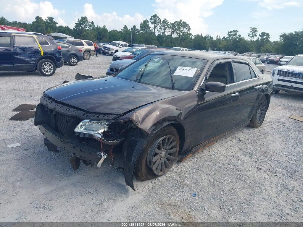 2C3CCAAG1DH572903 2013 CHRYSLER 300 photo no. 2