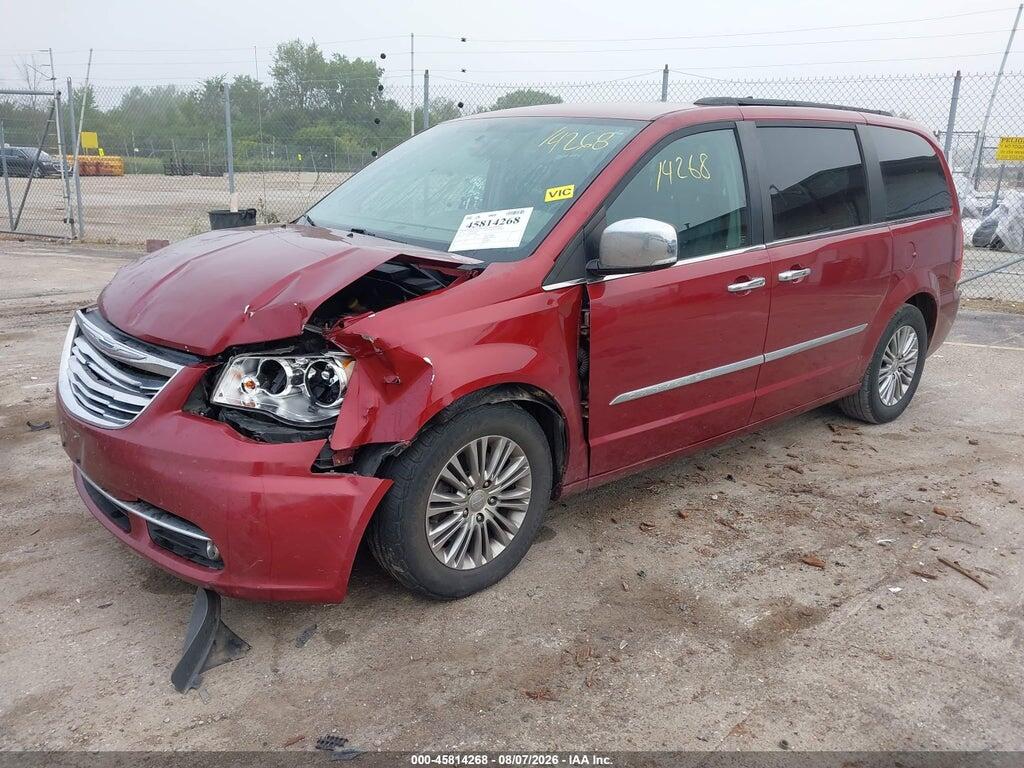 2C4RC1CG2DR588508 2013 CHRYSLER TOWN & COUNTRY photo no. 2