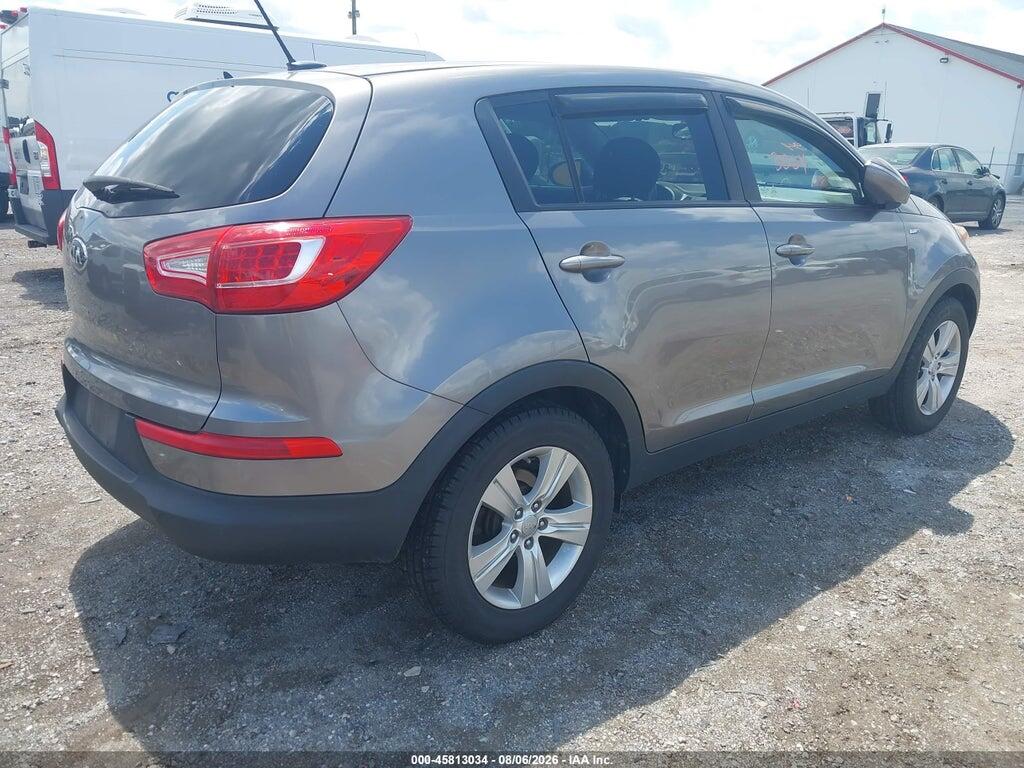 KNDPBCA29D7493586 2013 KIA SPORTAGE photo no. 4