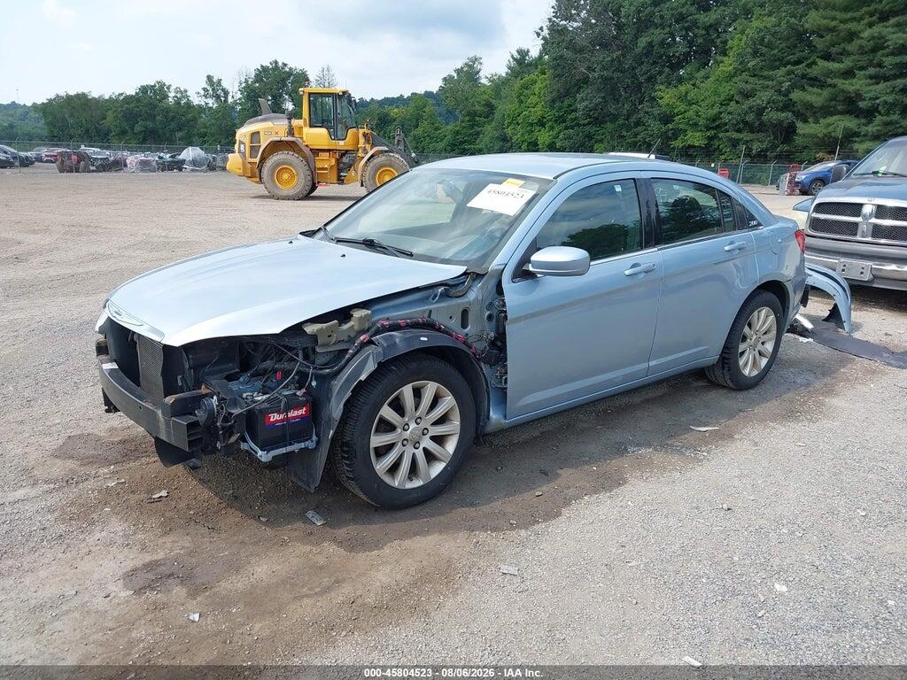 1C3CCBBB8DN743968 2013 CHRYSLER 200 photo no. 2